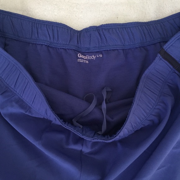 NWT GapFit Purple Running Shorts - Picture 2 of 5
